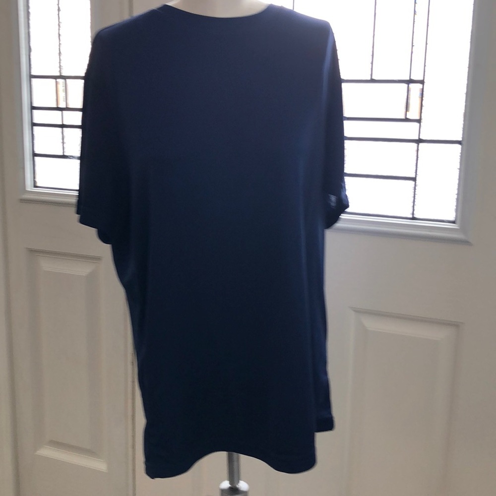 NWOT- EXPERT PERFORMANCE SS TEE